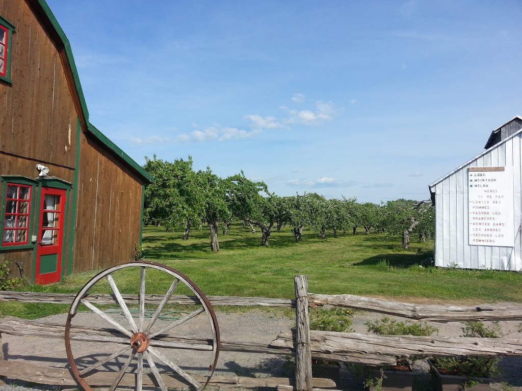 Domaine Sainte-Famille - Winery / Cidery / Orchard | 2388 Chem. Royal, Sainte-Famille, QC G0A 3P0, Canada | Phone: (418) 580-2195