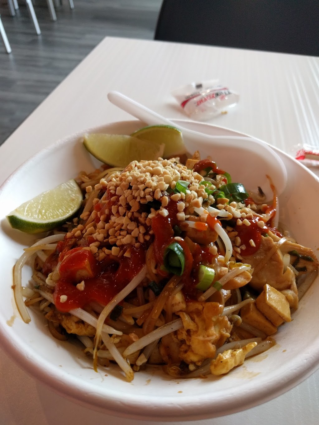 Thaïzone | 985 Boulevard des Prés-Verts, La Prairie, QC J5R 0R3, Canada | Phone: (450) 444-4554