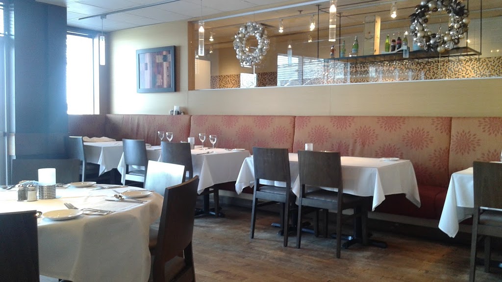 Giorgio Ristorante | 20 Boulevard de Mortagne, Boucherville, QC J4B 5K6, Canada | Phone: (450) 655-1222