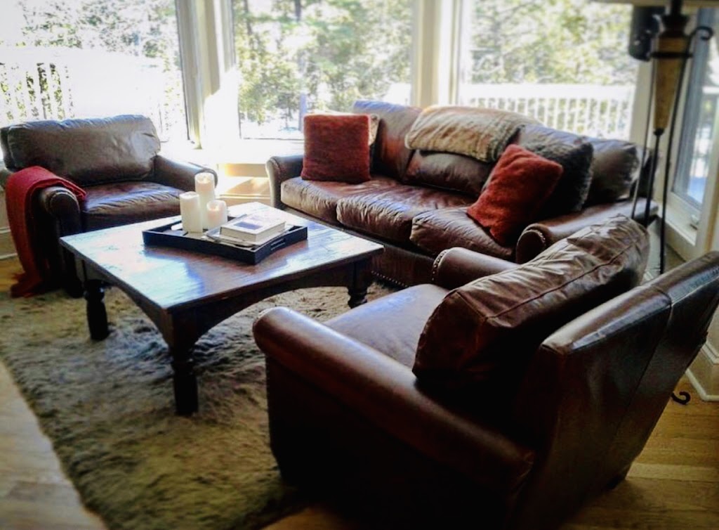 Muskoka Upholstery | 255 Summit Dr, Huntsville, ON P1H 1Y9, Canada | Phone: (705) 784-0906