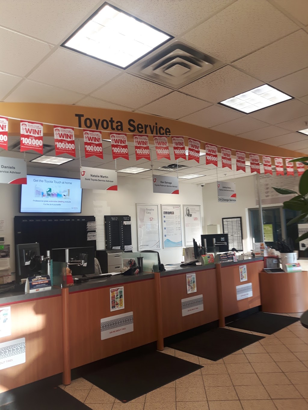 Upper James Toyota | 999 Upper James St, Hamilton, ON L9C 3A6, Canada | Phone: (905) 387-9287