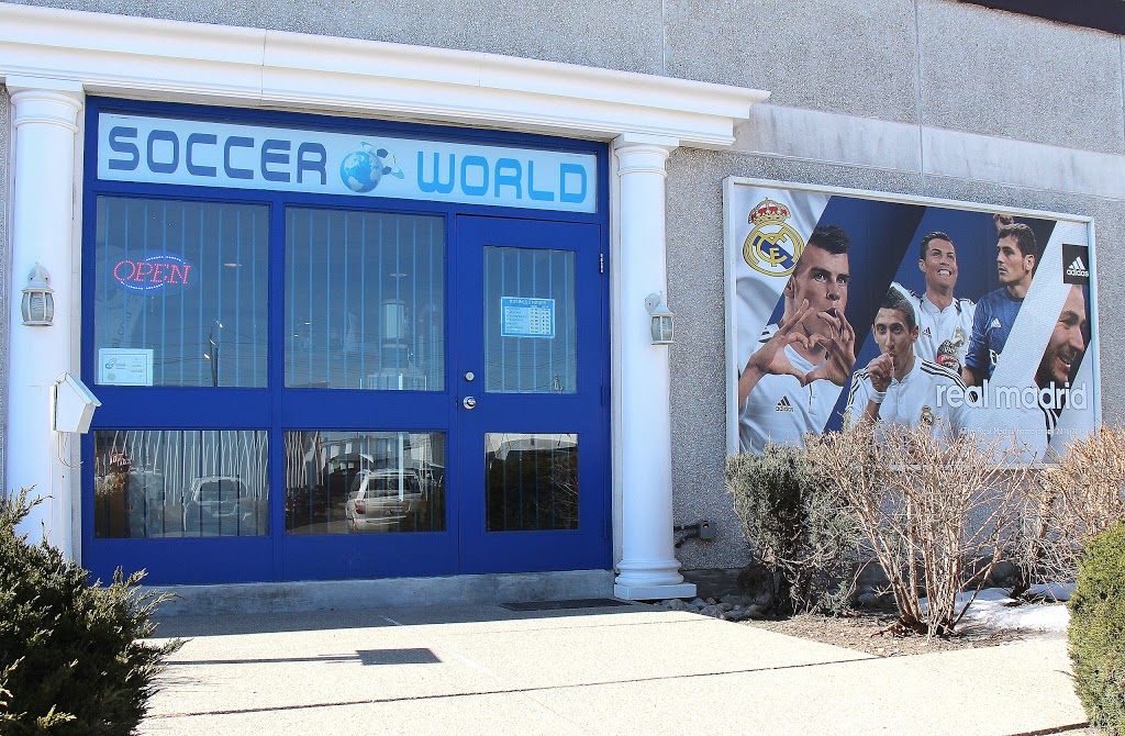 Soccer World | 521 North Service Rd E, Oakville, ON L6H 5R2, Canada | Phone: (905) 815-8939