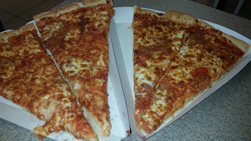 Godfathers Pizza - Bobcaygeon | 89 Bolton St, Bobcaygeon, ON K0M 1A0, Canada | Phone: (705) 738-2600