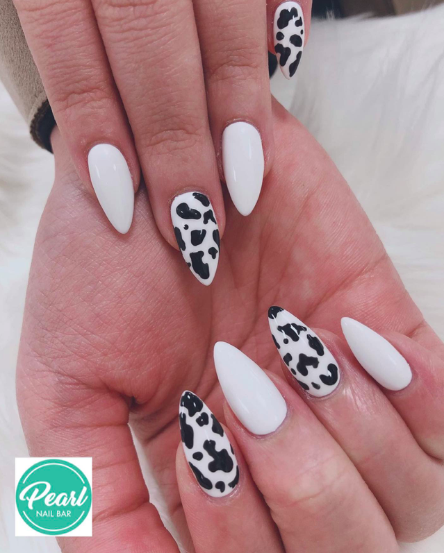 Pearl Nail Bar | 534 College St, Toronto, ON M6G 1A6, Canada | Phone: (647) 748-5345