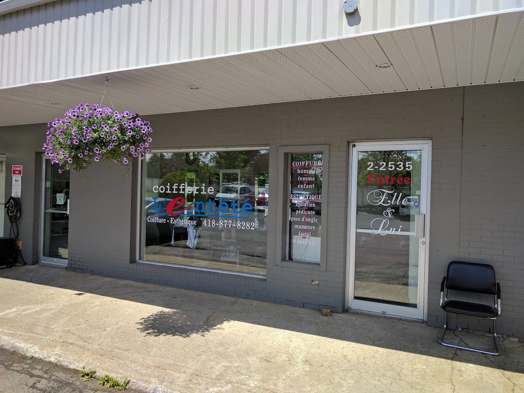 Coifferie LEntêté | 2535 Avenue Raymond-Blouin, Québec, QC G1M 3J9, Canada | Phone: (418) 877-8282