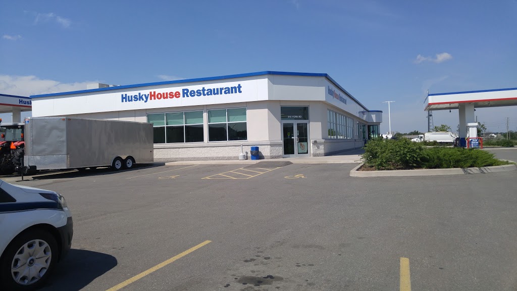 HUSKY | 615 York Rd, Niagara-on-the-Lake, ON L0S 1J0, Canada | Phone: (905) 684-1128