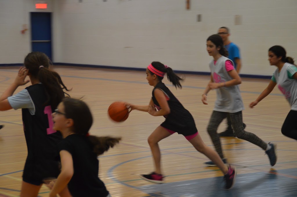 JHOOPS - Inspiring Todays Youth | ​​7500, Chem. Mackle, Côte Saint-Luc, QC H4W 1A6, Canada | Phone: (514) 983-8521