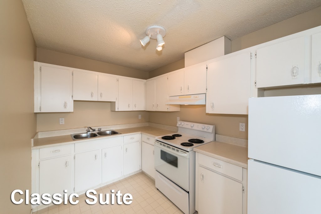 Meadowside Estates | 11911 162 Ave NW #115, Edmonton, AB T5X 3R1, Canada | Phone: (780) 413-4471