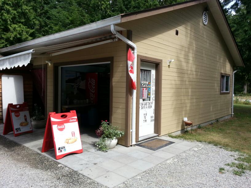 Sharkeys Fish Locker | 1397 Roberts Creek Rd, Roberts Creek, BC V0N 2W1, Canada | Phone: (604) 885-0844