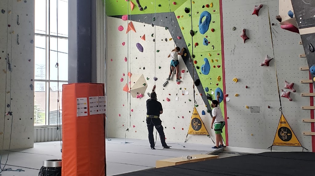 Pinnacle Indoor Rock Climbing | 330 Lake Rd, Bowmanville, ON L1C 4P8, Canada | Phone: (905) 697-3310