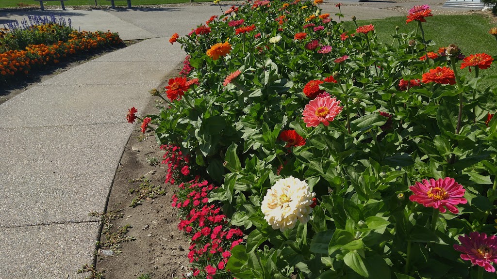 Mountain View Cemetery | 1210 Scenic Dr S, Lethbridge, AB T1K 1S9, Canada | Phone: (403) 320-3008