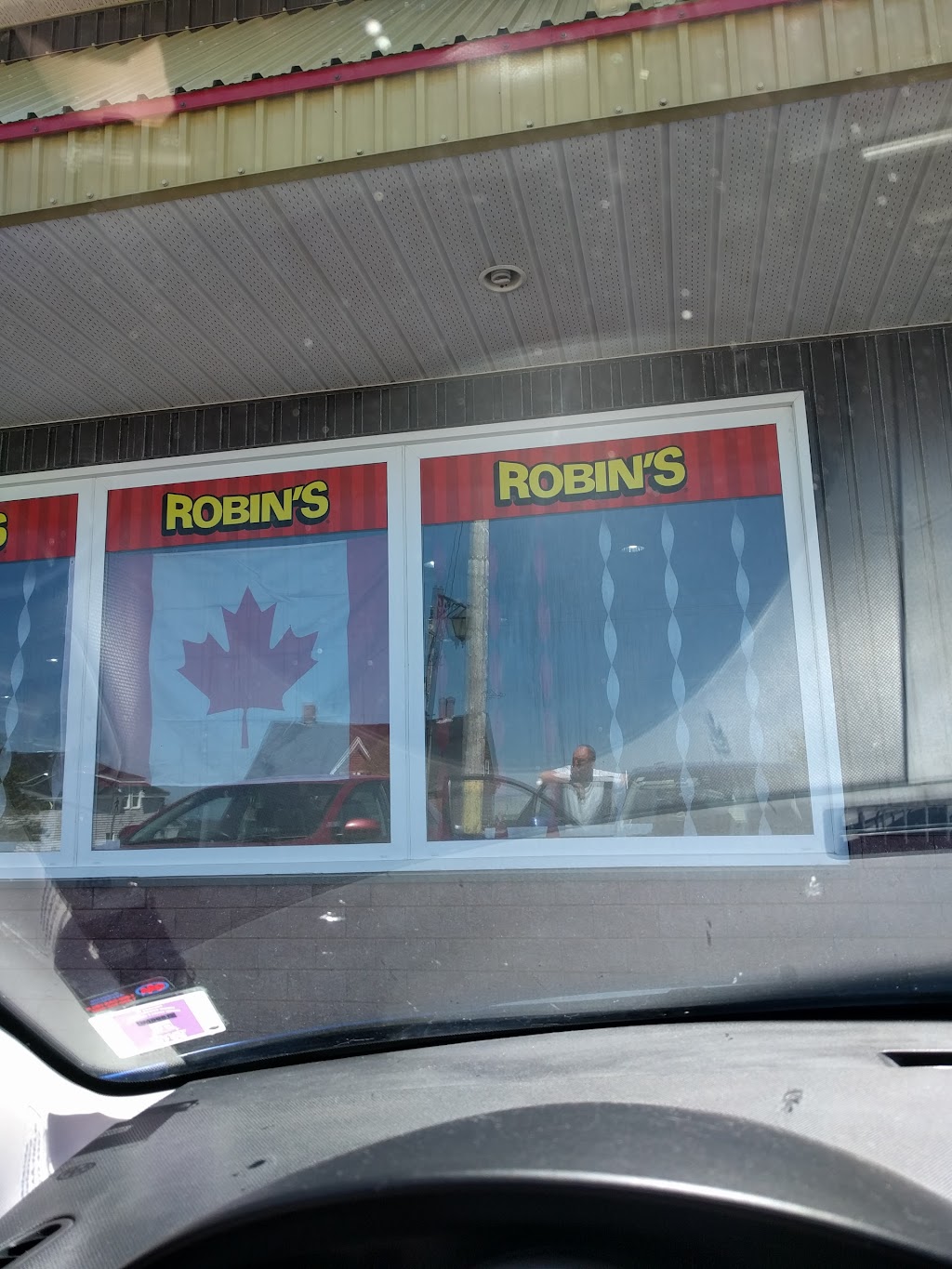 Robins Donuts | 15896 Central Ave, Inverness, NS B0E 1N0, Canada | Phone: (902) 258-2463