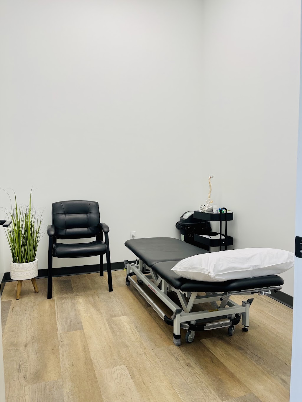 Alphaone Physiotherapy, Chiro & Massage - Calgary NE | 108 78 Saddlepeace Manor NE, Calgary, AB T3J 2H9, Canada | Phone: (403) 768-3000