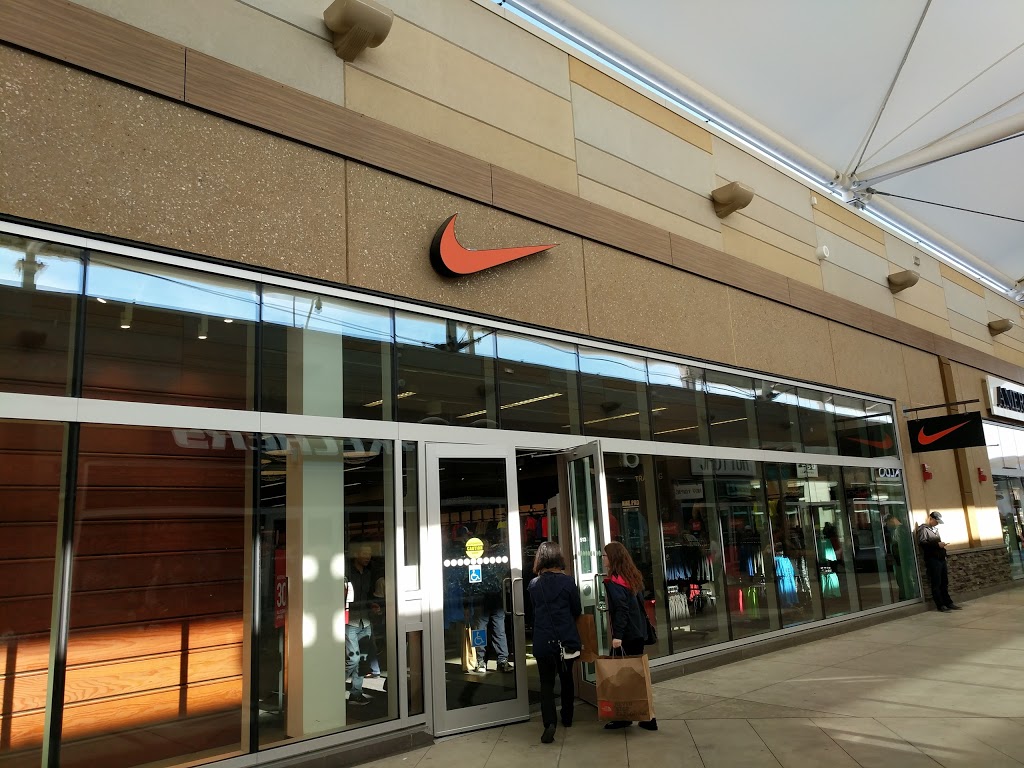 Nike Factory Store | 300 Taylor Rd, Niagara-on-the-Lake, ON L0S 1J0, Canada | Phone: (905) 682-2777