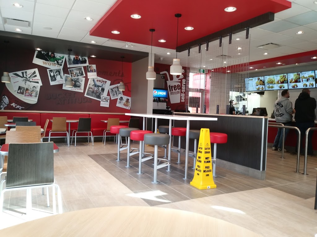 KFC | 150 Holiday Inn Dr, Cambridge, ON N3C 0A1, Canada | Phone: (519) 658-4669