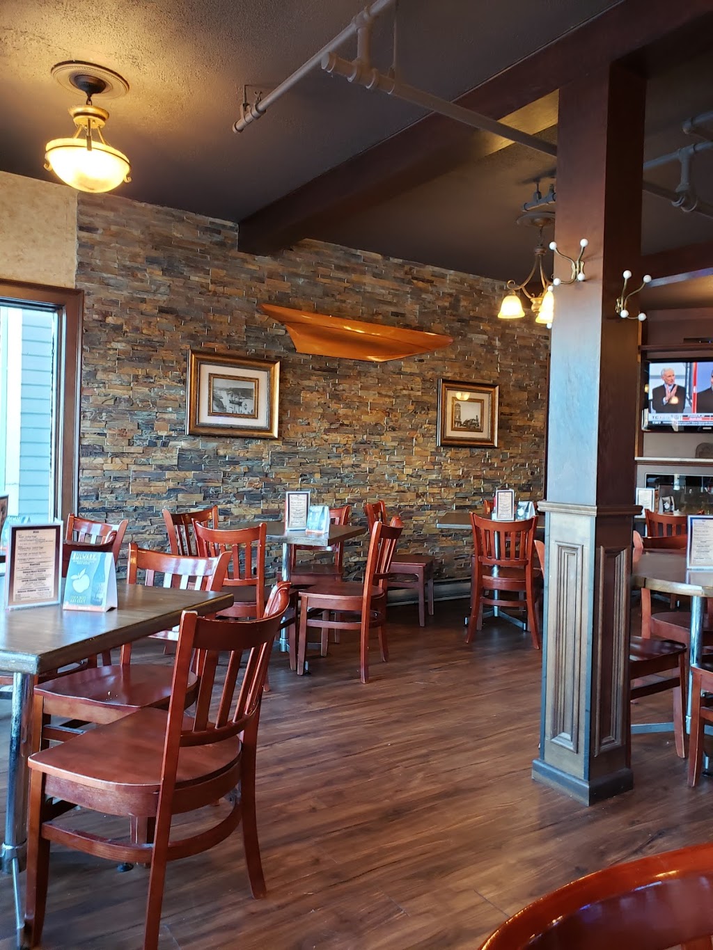 River Pub | 750 King St, Bridgewater, NS B4V 1B4, Canada | Phone: (902) 543-1100