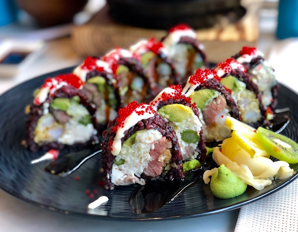 Raku Japanese Kitchen | 1860 Marine Dr, West Vancouver, BC V7V 1J6, Canada | Phone: (604) 281-1159