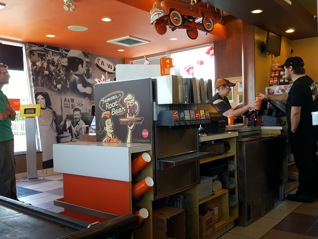 A&W Canada | 804 Ontario St, Stratford, ON N5A 3K1, Canada | Phone: (519) 271-4025