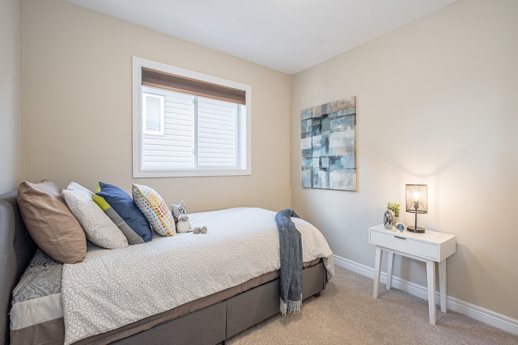 Defined Space Staging and Decorating | 18 Collingwood St, Guelph, ON N1E 3R1, Canada | Phone: (519) 835-2535