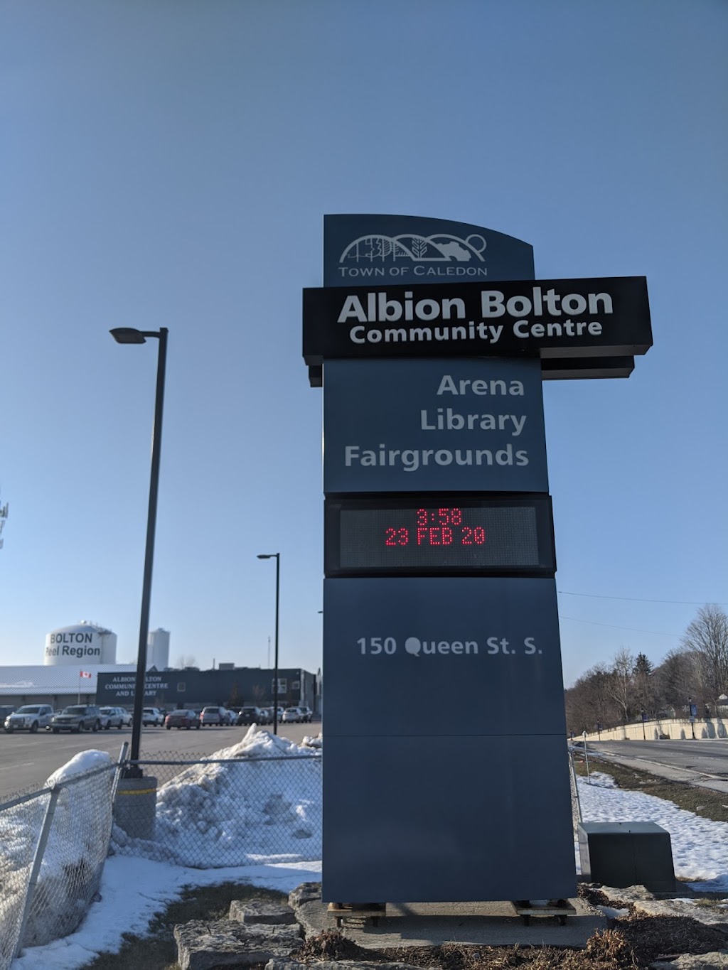 Albion Bolton Community Centre | 150 Queen St S, Bolton, ON L7E 1E3, Canada | Phone: (905) 584-2272