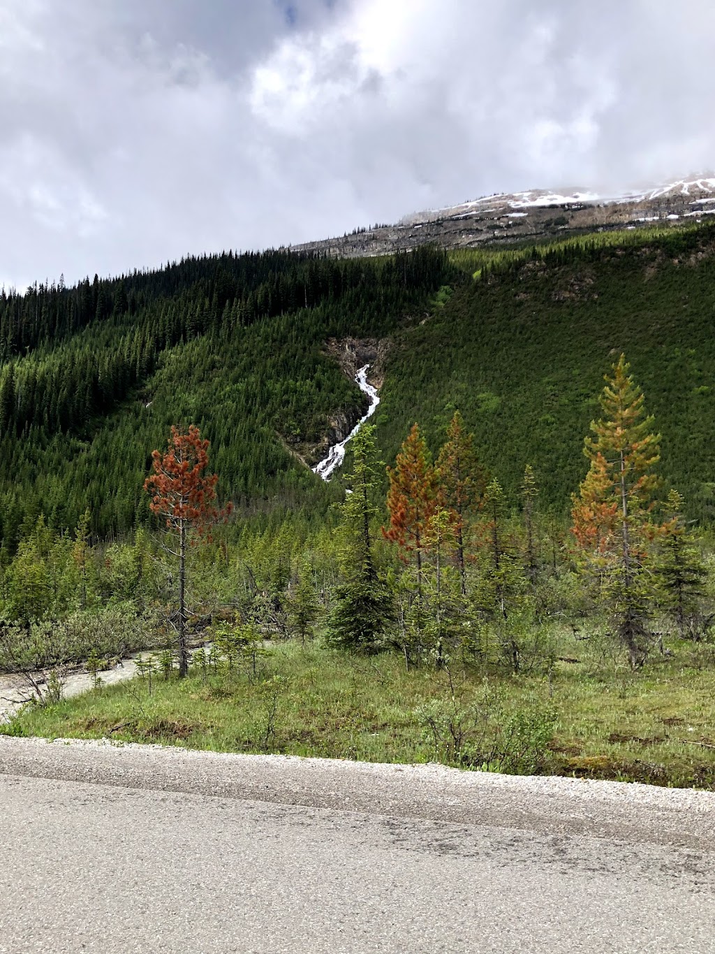 HI Yoho National Park, Whiskey Jack Wilderness Hostel | Yoho National Park Of Canada, Yoho Valley Rd, Columbia-Shuswap, BC V0A 1G0, Canada | Phone: (778) 328-2220