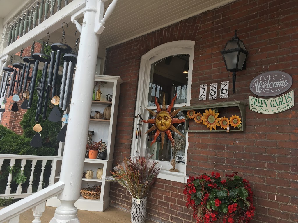 Green Gables Gifts & Greetings | 286 Bloomfield Main St, Bloomfield, ON K0K 1G0, Canada | Phone: (613) 393-1494