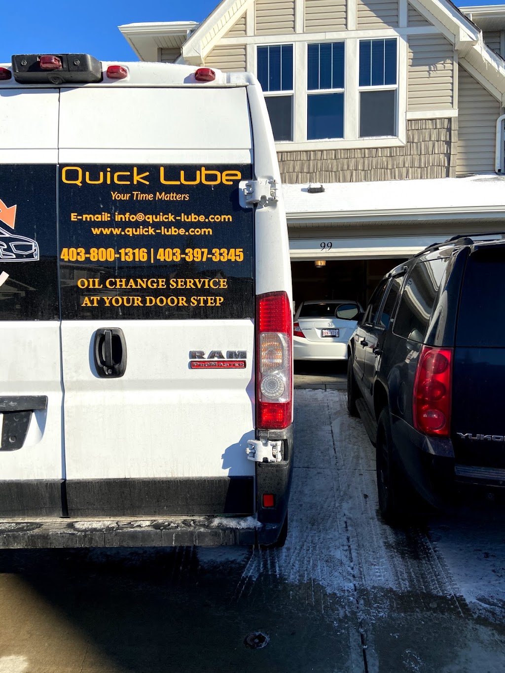 Quick Lube - Mobile Oil Change Service | Apt #701, 9100 Bonaventure Dr SE, Calgary, AB T2J 6S6, Canada | Phone: (403) 397-3345