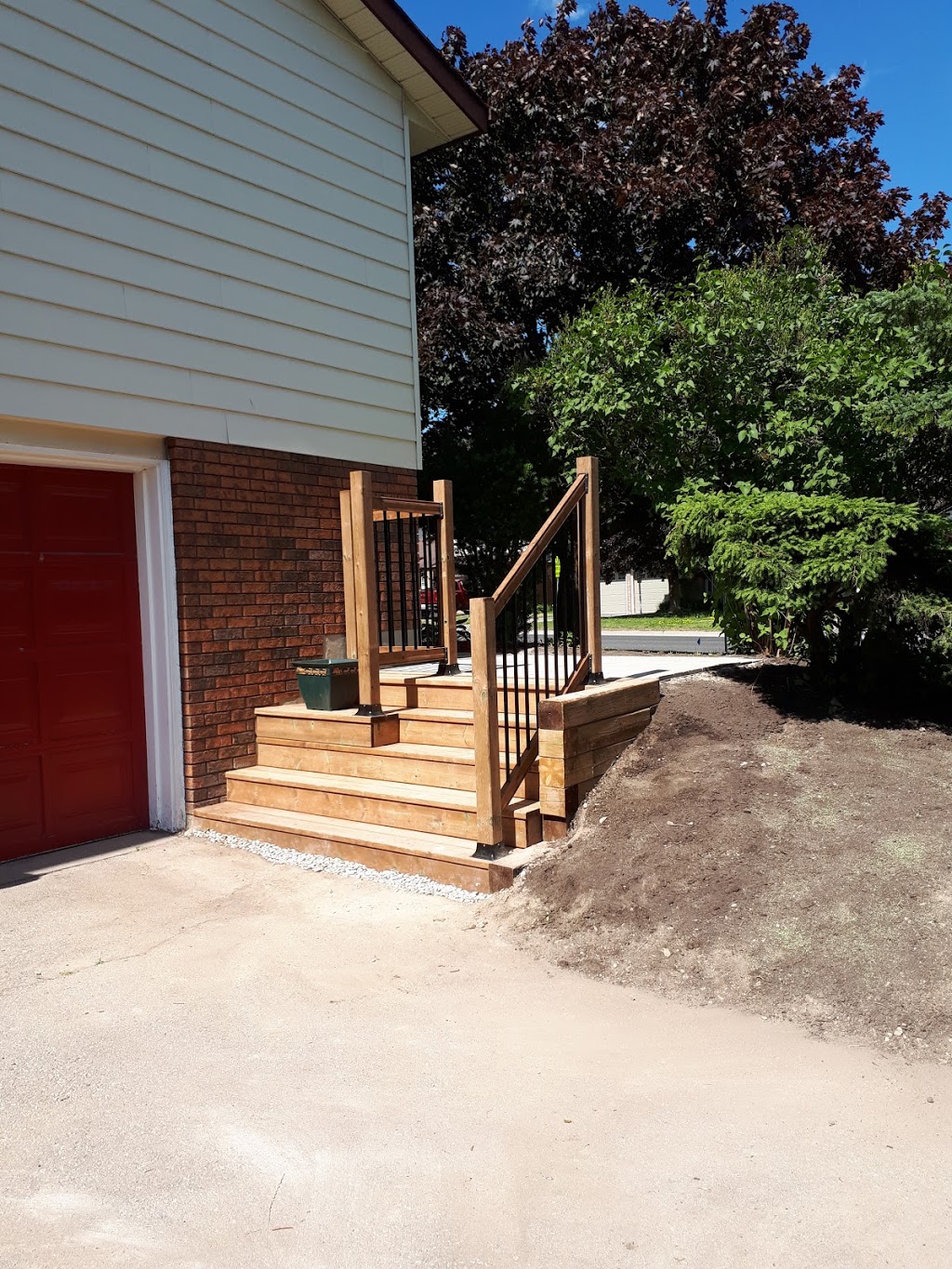 Above and Beyond Waterproofing and Yardworks Inc | 769 Tindle Bay Rd, Selwyn, ON K9J 0C5, Canada | Phone: (705) 559-8105