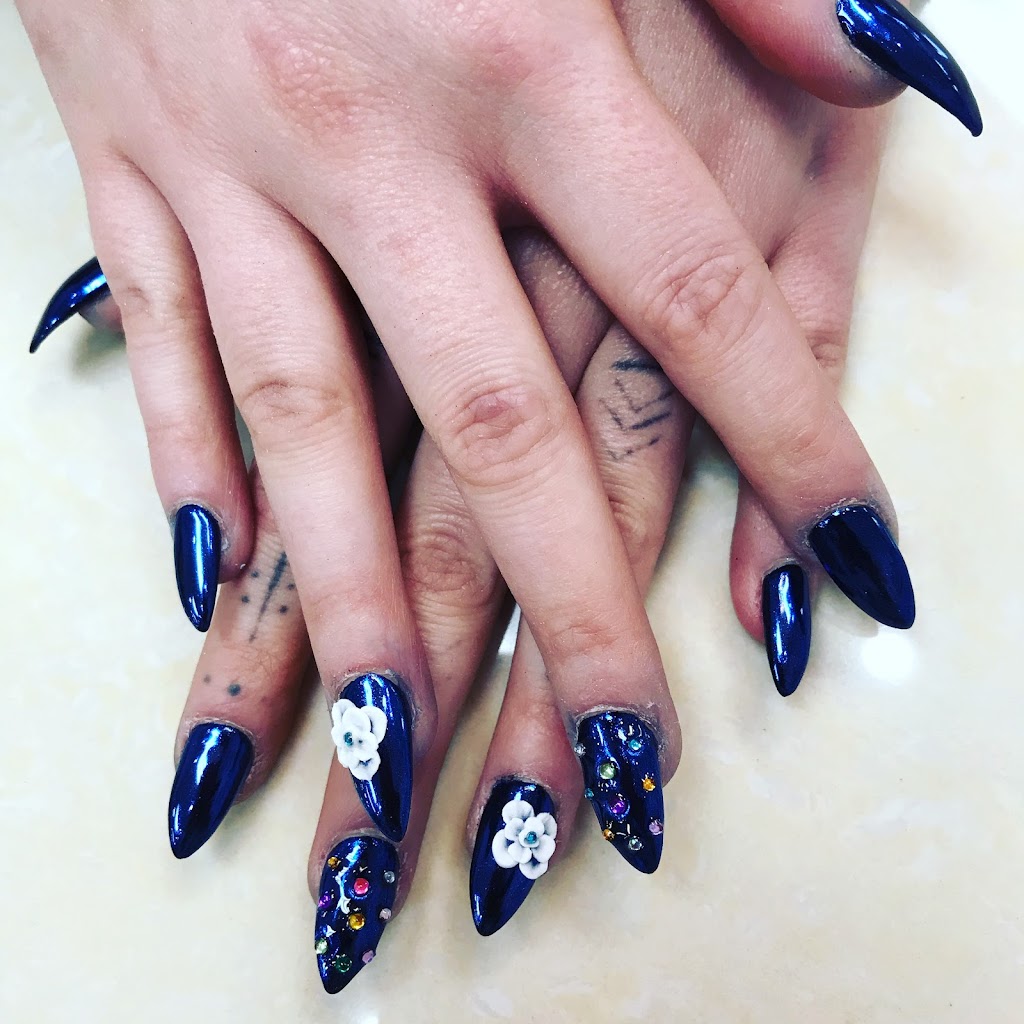 LINDALY NAILS (Waterloo) | 600 Laurelwood Dr, Waterloo, ON N2V 2V1, Canada | Phone: (519) 883-4046