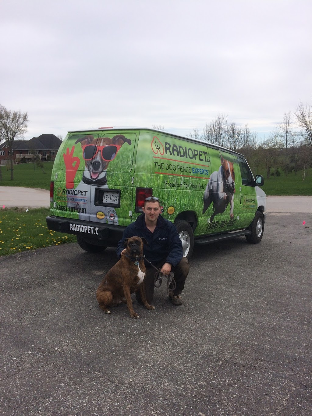RadioPet Hidden Dog Fencing | 287 Leiterman Dr, Milton, ON L9T 8B9, Canada | Phone: (519) 500-6882