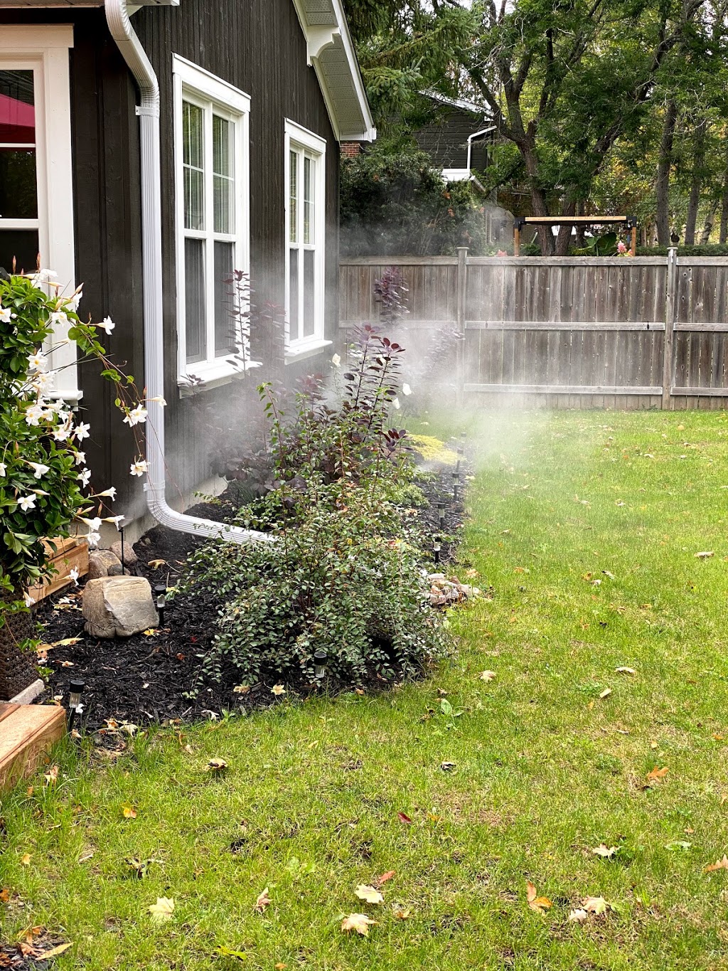 ES Landscaping | 1927 Chemong Rd, Peterborough, ON K9J 6X3, Canada | Phone: (705) 745-1301