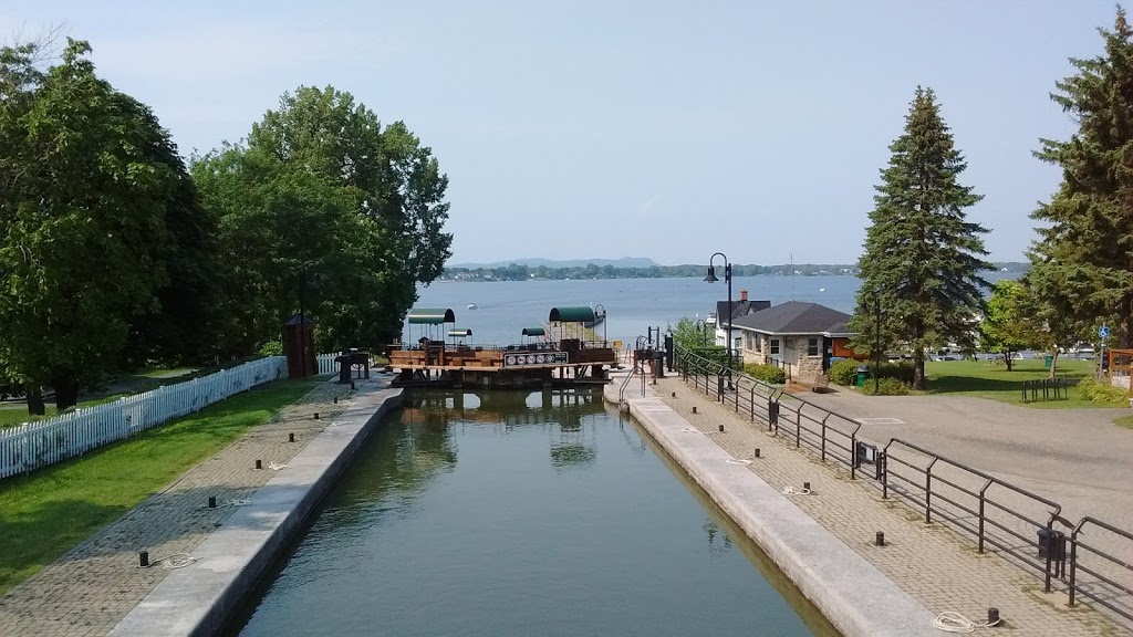 Chambly Canal National Historic Site of Canada | Avenue Bourgogne, Chambly, QC J3L 4C3, Canada | Phone: (450) 658-4381