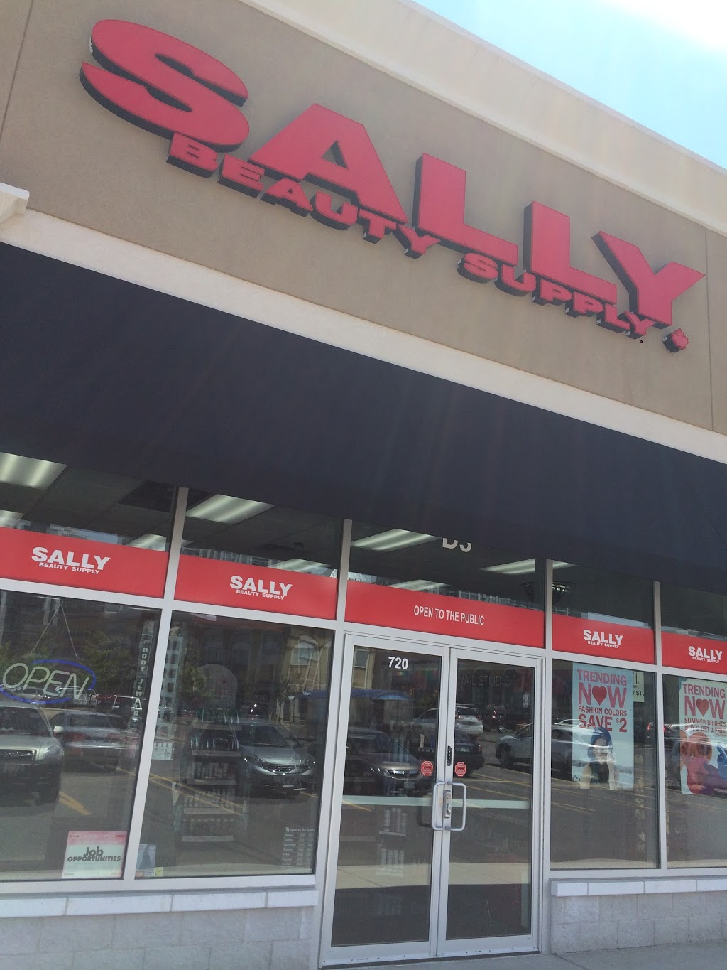 Sally Beauty | 720 Centre St, Thornhill, ON L4J 0A7, Canada | Phone: (905) 881-0580