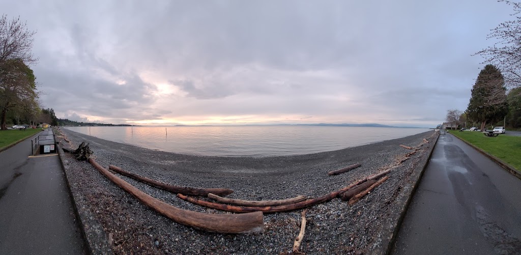 Qualicum Beach Ocean Suites | 2795 Island Hwy W, Qualicum Beach, BC V9K 2C4, Canada | Phone: (250) 752-6914