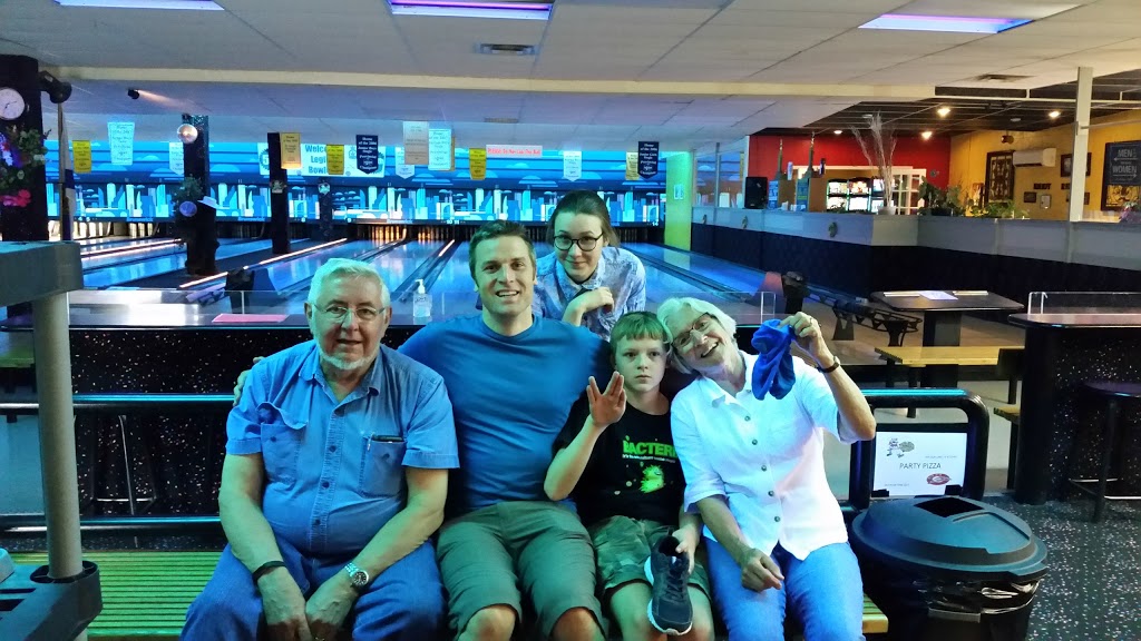 Windsor Bowling Centre | 120 Centennial Dr, Windsor, NS B0N 2T0, Canada | Phone: (902) 798-2102