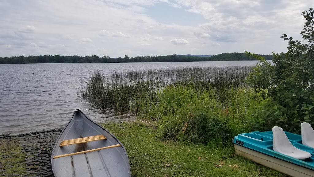 Camping des Barges | 405 Bd Saint-François, Lac-des-Écorces, QC J0W 1H0, Canada | Phone: (819) 623-4843