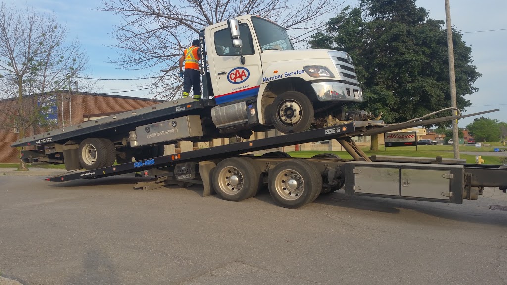 Durham Hino Truck & Equipment | 956 Dillingham Rd, Pickering, ON L1W 1Z6, Canada | Phone: (905) 839-7962