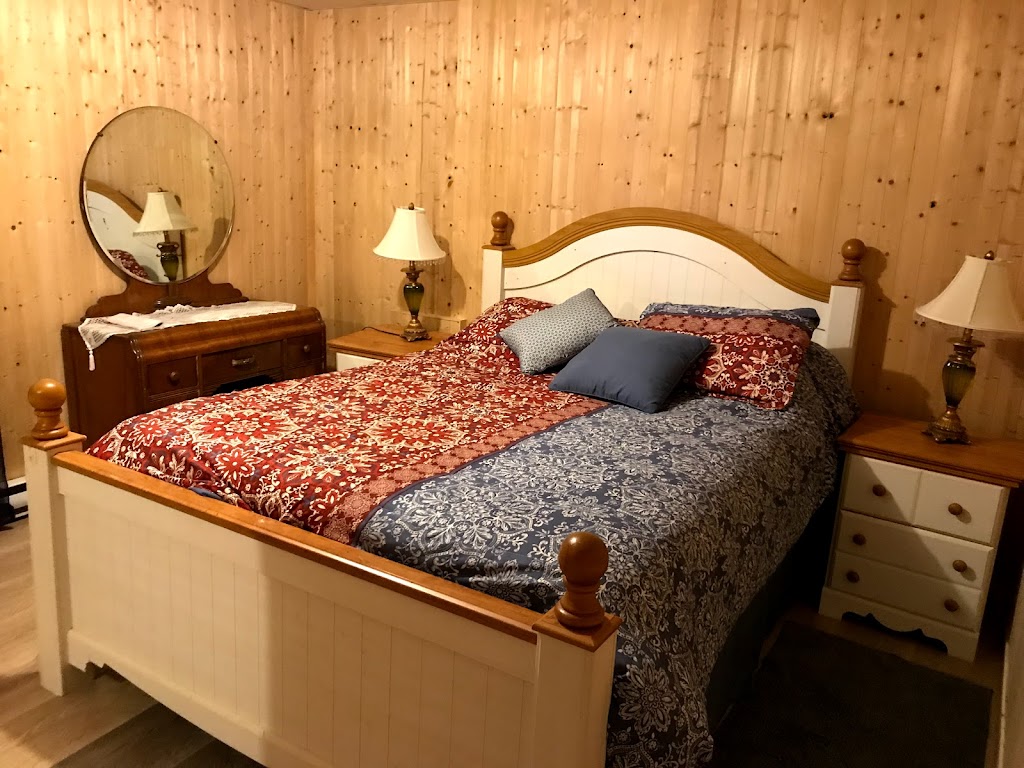 Le Gîte du Pêcheur | 12 Av. Morel, Métabetchouan-Lac-à-la-Croix, QC G8G 1C5, Canada | Phone: (418) 480-8464