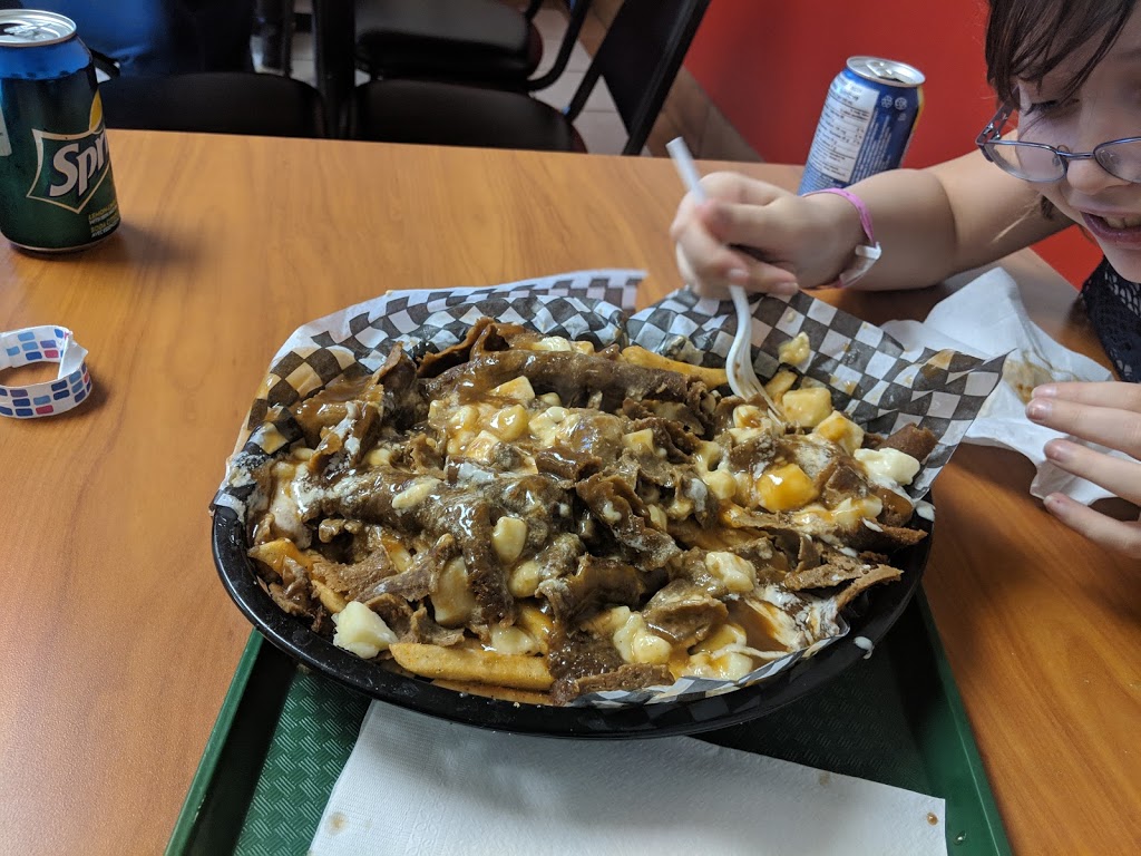 Famous Donair | 1080 Strathcona Dr, Sherwood Park, AB T8A 0Z7, Canada | Phone: (780) 416-1833