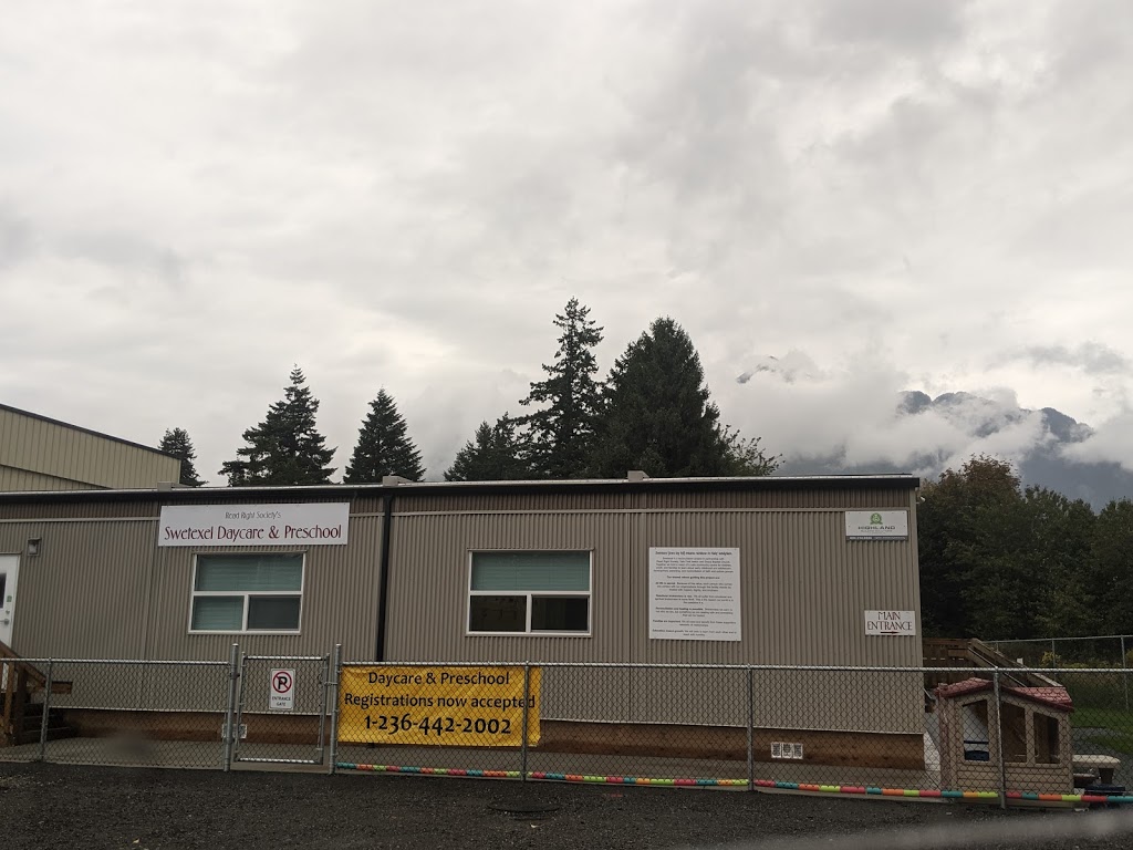 Swetexel Daycare and Preschool | 949 3 Ave, Hope, BC V0X 1L4, Canada | Phone: (604) 206-9553