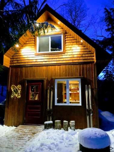 Le chic shack du lac | 900 QC-159, Saint-Tite, QC G0X 3E0, Canada | Phone: (418) 365-0991