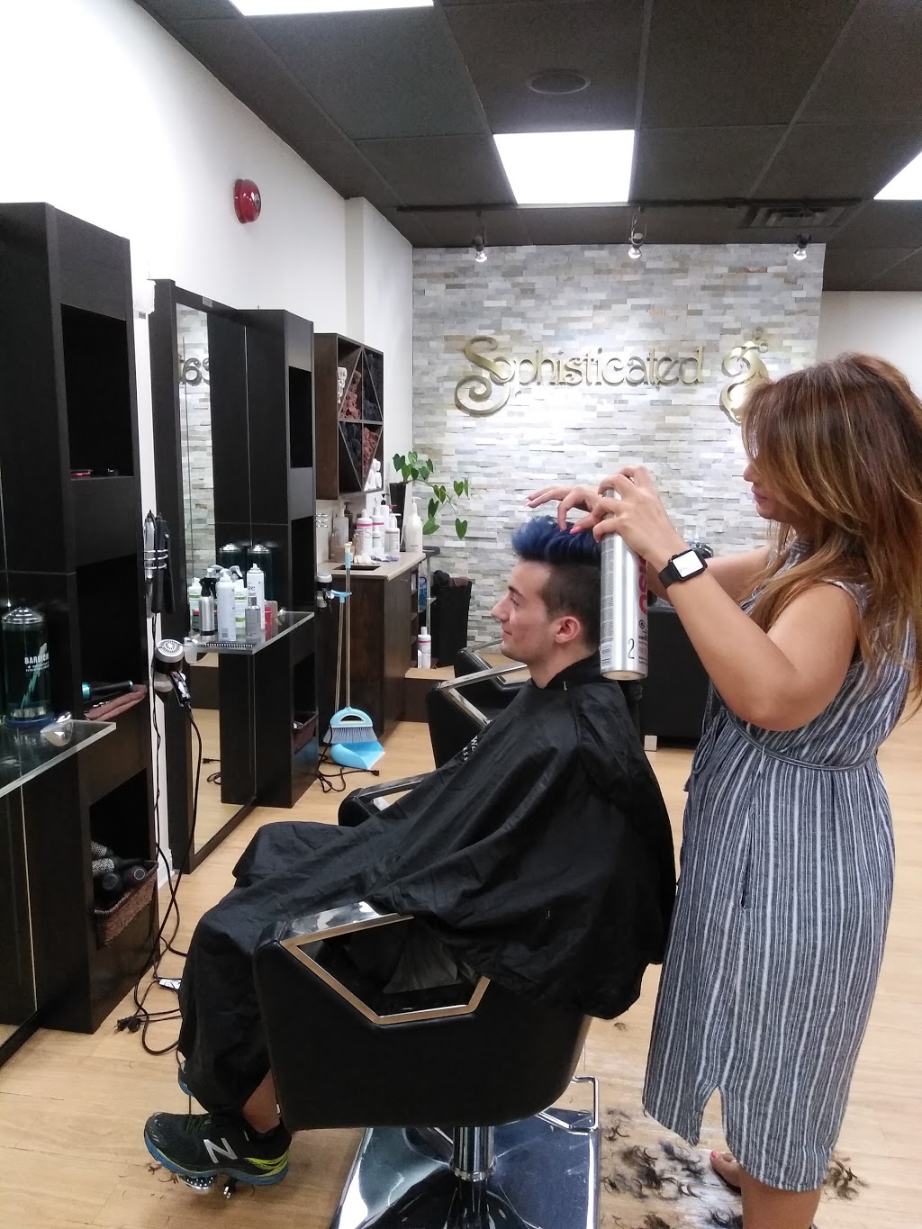 Sophisticated | 340 Eagle St W, Newmarket, ON L3Y 7N1, Canada | Phone: (905) 235-5152