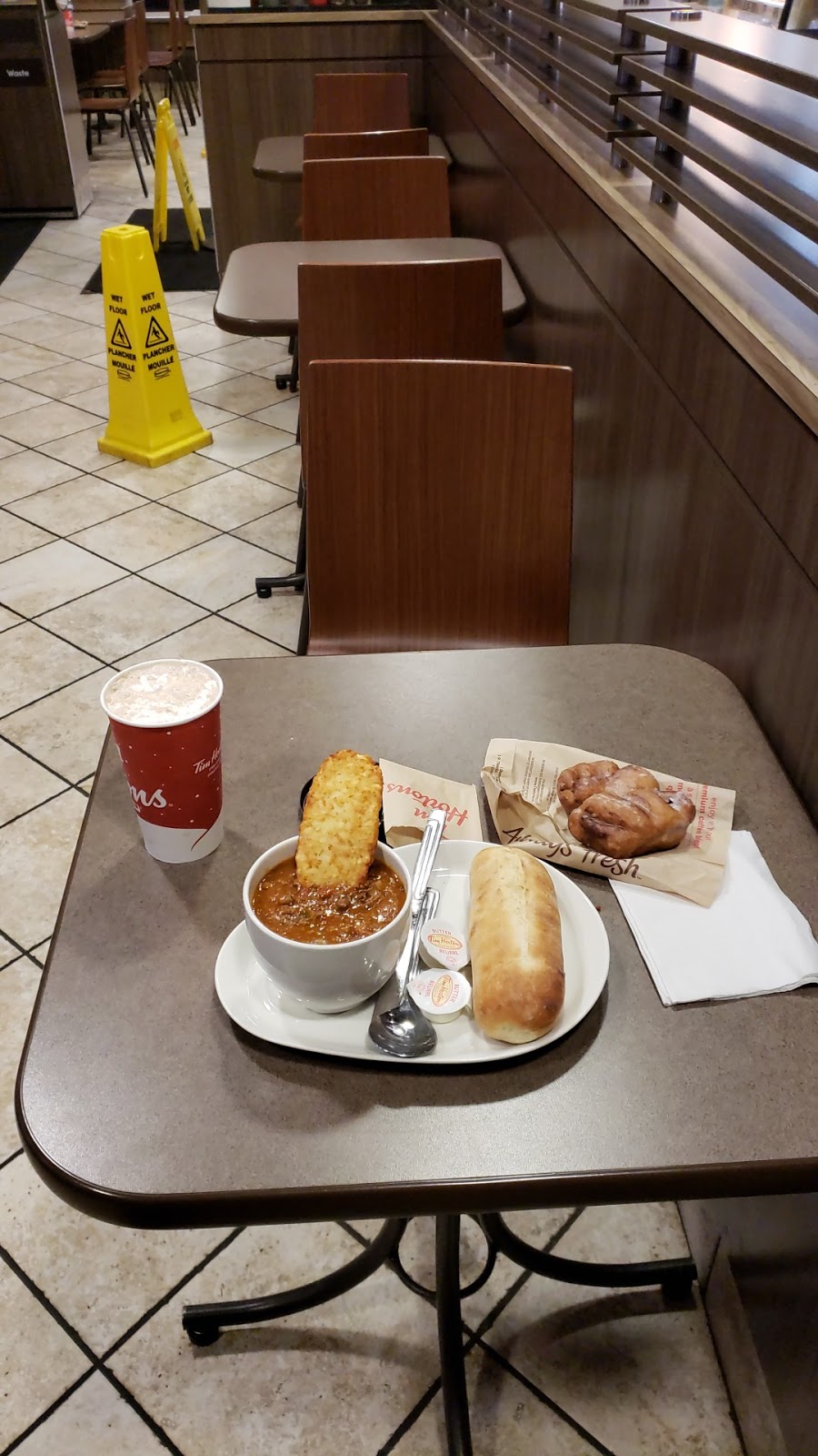 Tim Hortons | 2711 192 St #101, Surrey, BC V3S 3X1, Canada | Phone: (604) 536-4775