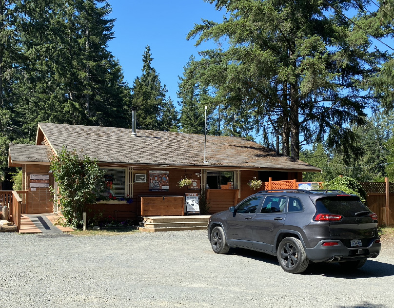 Coombs Country Campground | 2619 Alberni Hwy, Coombs, BC V0R 1M0, Canada | Phone: (250) 248-9371