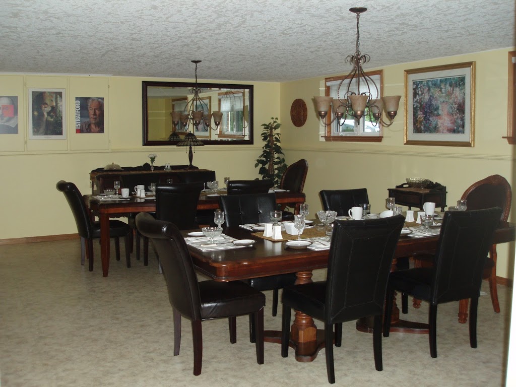 Bristol House Bed & Breakfast | 278 Mornington St, Stratford, ON N5A 5G4, Canada | Phone: (888) 590-6377