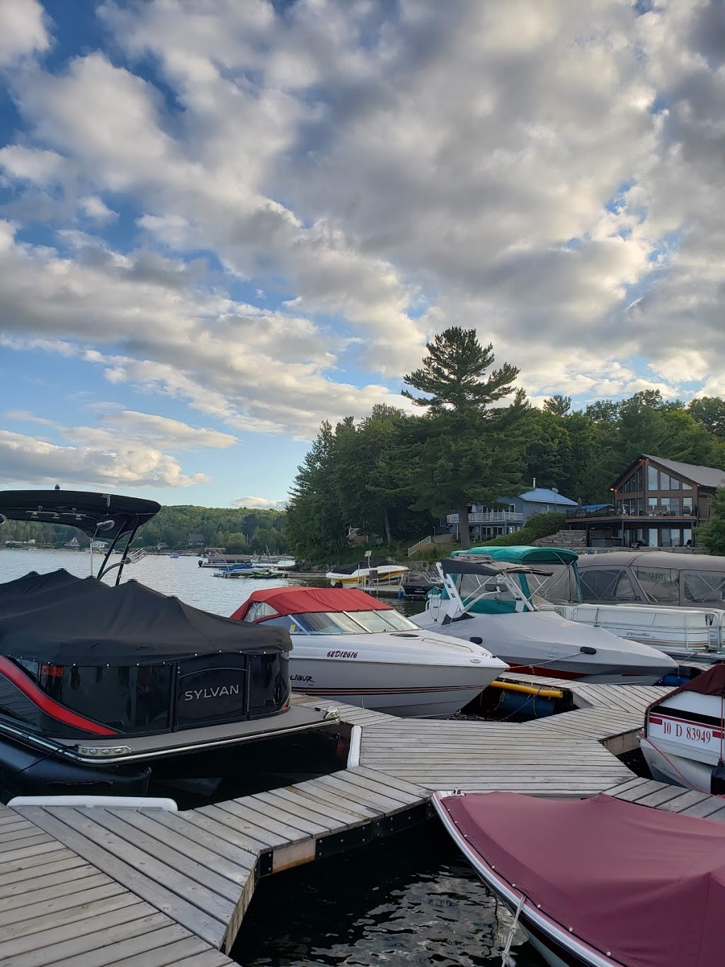 Paradis Du Camper | 1442 Chemin du Tour du Lac, Chénéville, QC J0V 1E0, Canada | Phone: (819) 428-3131