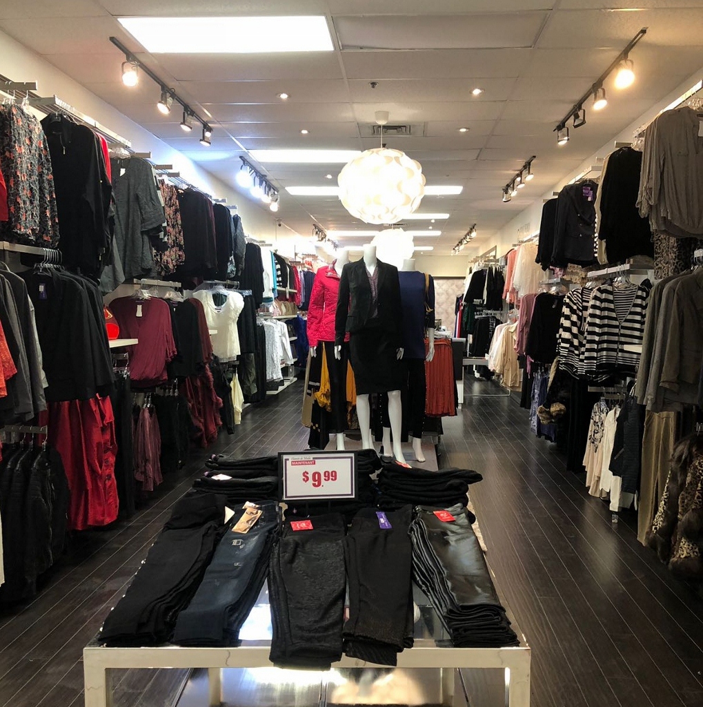 Chemin de Moda (Centre Laval) | Centre Laval, 1600 Boul. le Corbusier, Laval, QC H7S 1Y9, Canada | Phone: (514) 600-5606