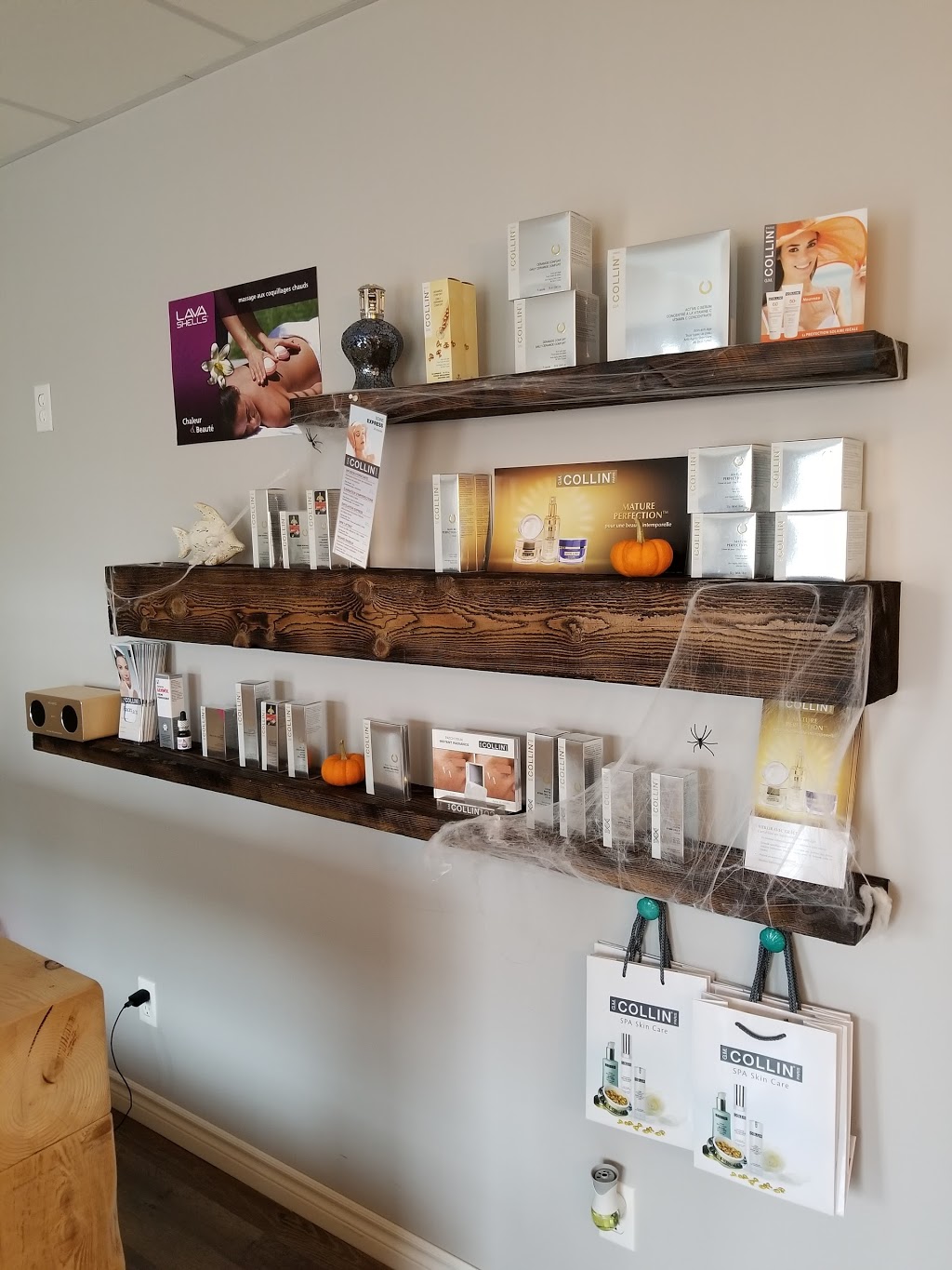 Esthétique Voilà! | 1119 Rue du Pont, Marieville, QC J3M 1G9, Canada | Phone: (438) 882-4858