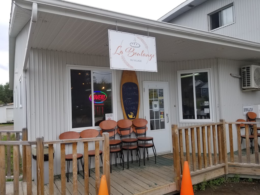 Epicerie Paul-Emile Gagnon Enr | 1242 Rte 381, Ferland-et-Boilleau, QC G0V 1H0, Canada | Phone: (418) 676-2323