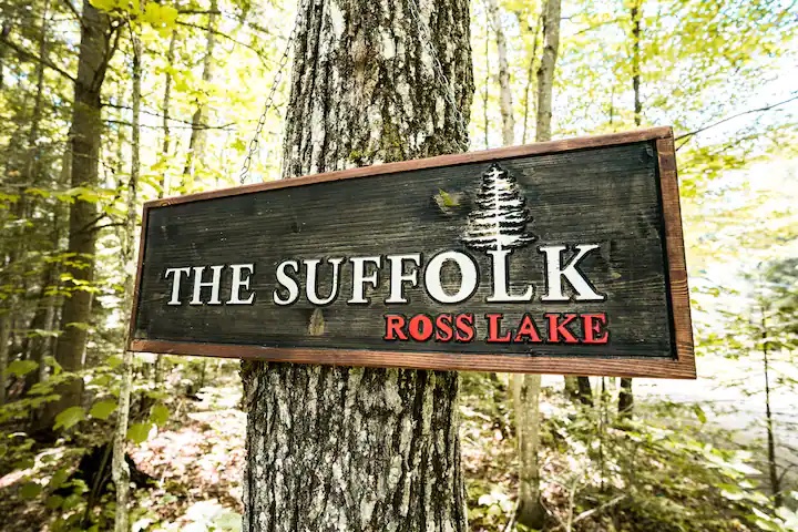 The Suffolk Cottage | 1315 Ross Lake Rd, Eagle Lake, ON K0M 1M0, Canada | Phone: (647) 244-6505